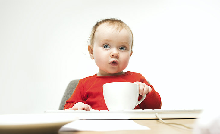 erro ao dar chá para recém nascido