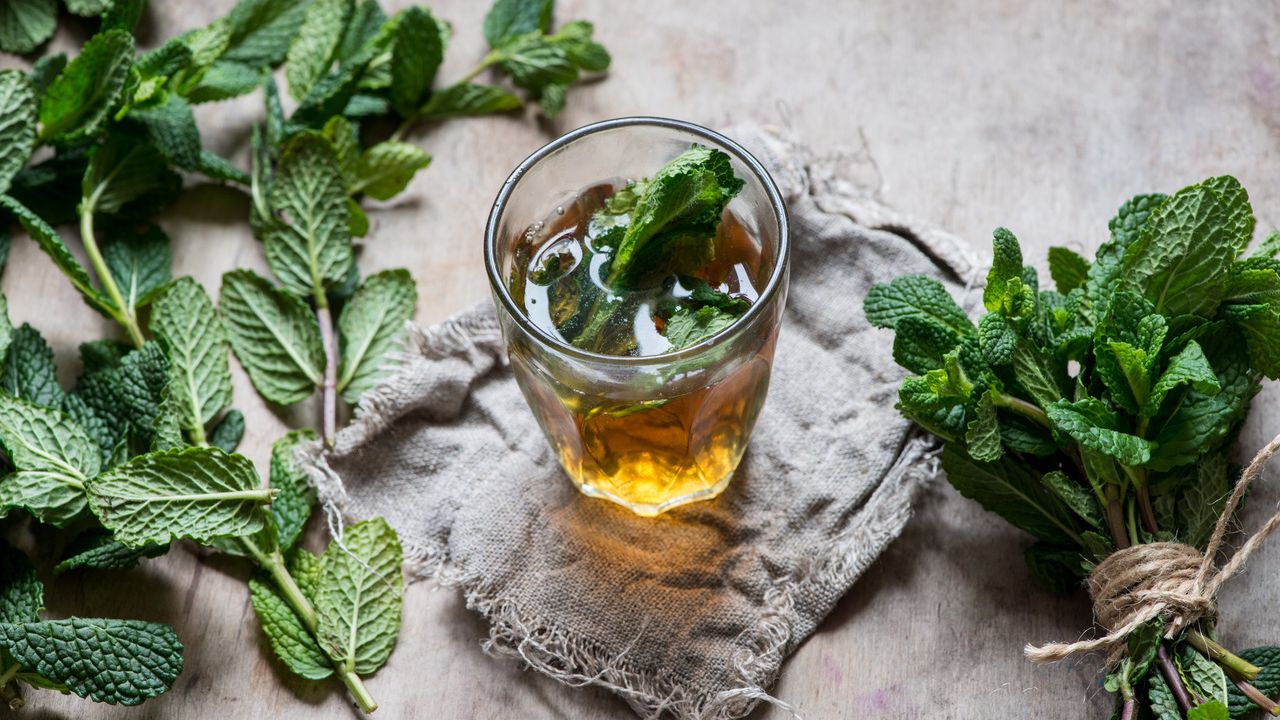 chá para cólica menstrual