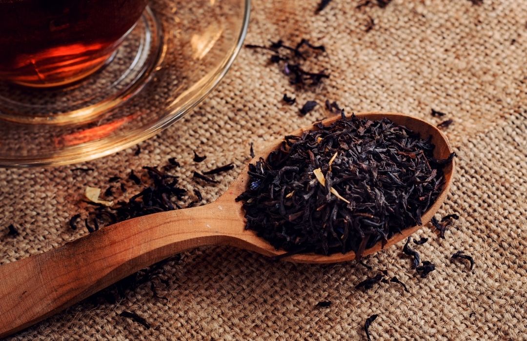 benefícios da cafeína e L-teanina em jejum