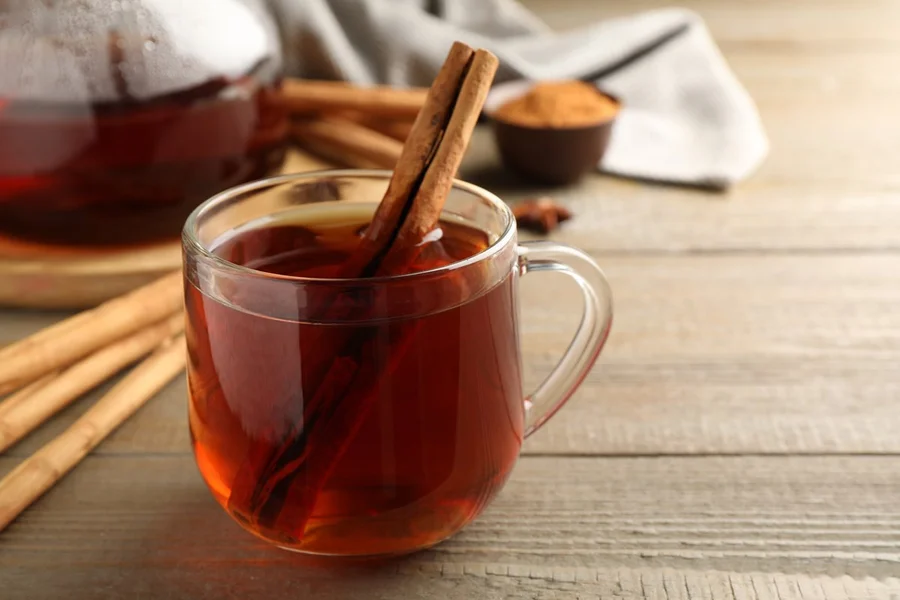 chá de canela para cólica menstrual